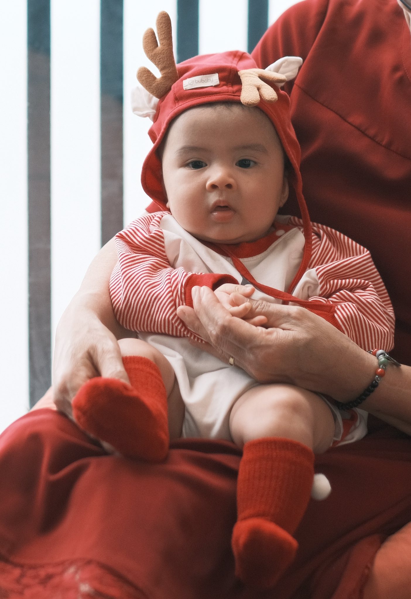 Picha - quý tử nhà HH Ngọc Hân: Em bé chào đời trong ca sinh hiếm, càng lớn ra dáng Picha - quý tử nhà HH Ngọc Hân: Em bé chào đời trong ca sinh hiếm, càng lớn ra dáng