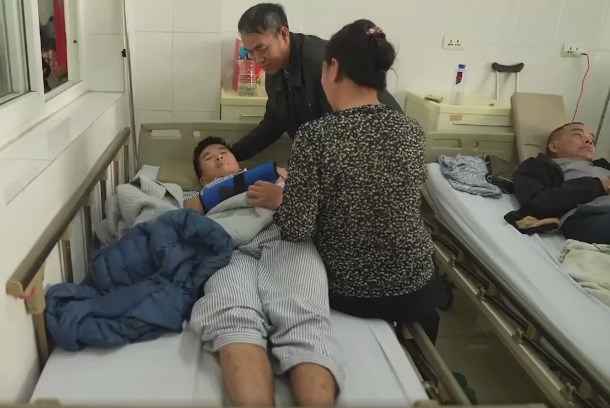 Thủ đoạn che giấu h&agrave;nh vi bạo h&agrave;nh tại Trung t&acirc;m c&ocirc;ng t&aacute;c x&atilde; hội Hải H&agrave; - Ảnh 3.