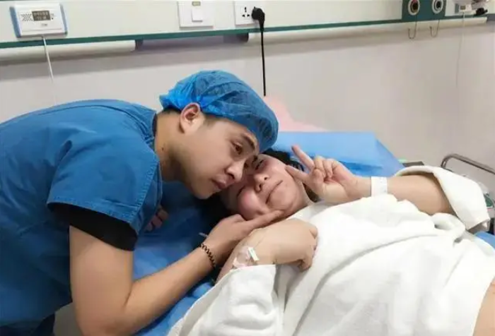 Trải nghiệm sinh thường: Khoảnh khắc em b&eacute; được &ldquo;k&eacute;o ra&rdquo; khỏi cơ thể l&agrave; cảm gi&aacute;c thế n&agrave;o? - Ảnh 1.