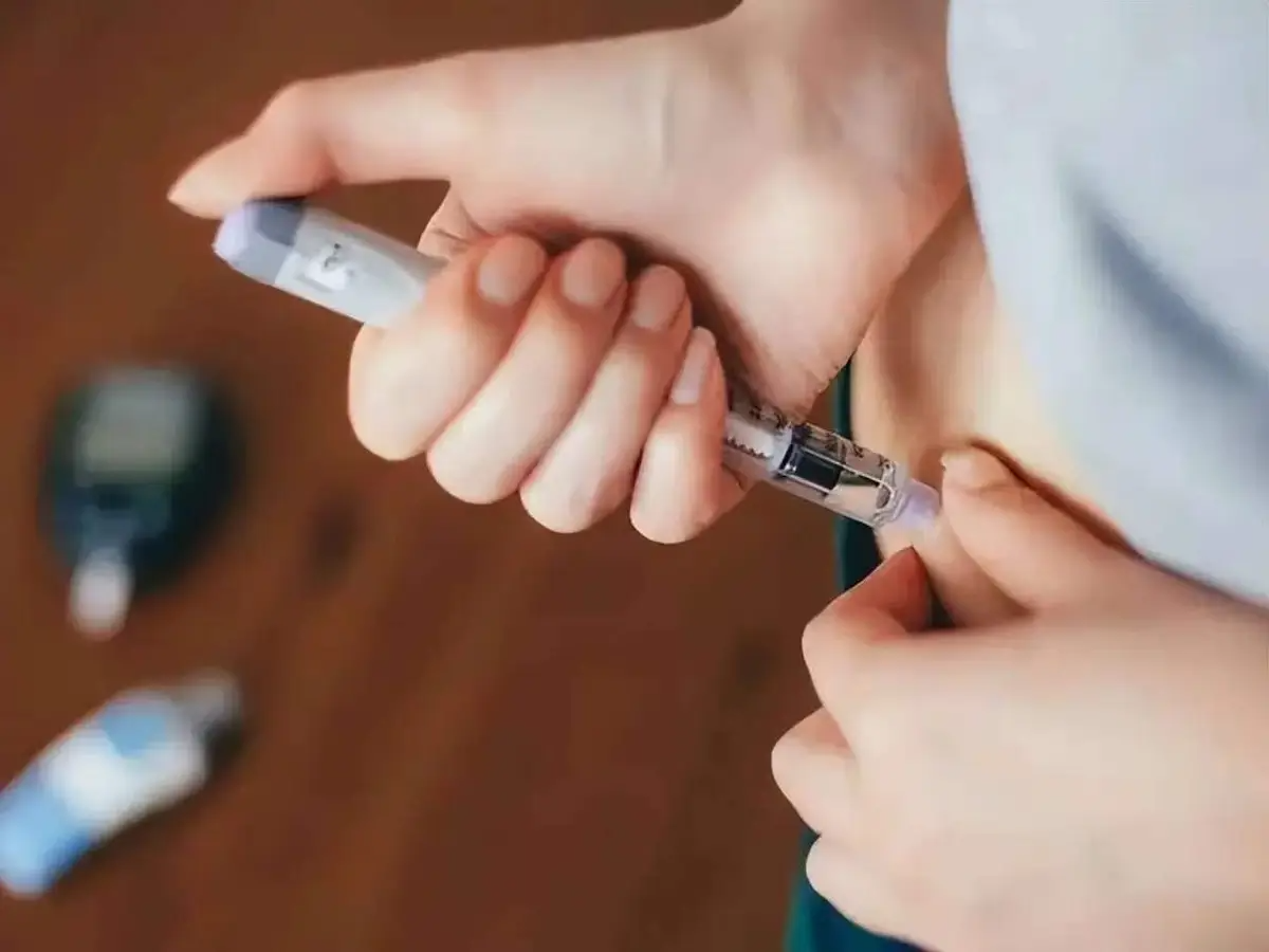 B&agrave; Ch&acirc;u 51 tuổi chỉ ăn rau , cơ thể đ&atilde; thay đổi g&igrave; sau 3 th&aacute;ng ki&ecirc;ng tinh bột? - Ảnh 3.