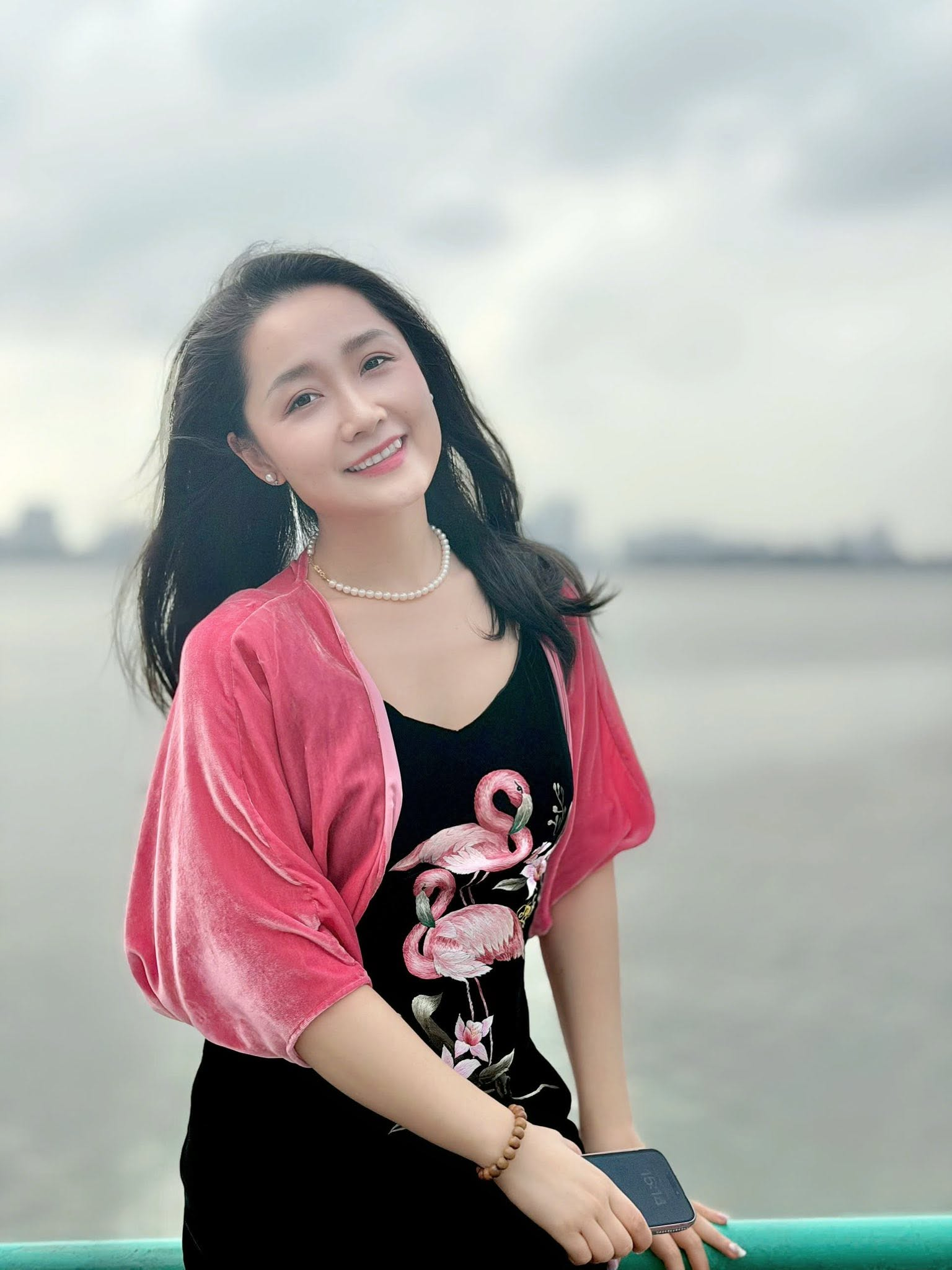 BTV Nguyễn Thu H&agrave;: Cuộc sống vi&ecirc;n m&atilde;n v&agrave; h&agrave;nh tr&igrave;nh sự nghiệp ấn tượng - Ảnh 7.