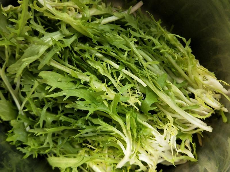 Tháng Mười đến, dùng 4 lọai rau vàng không thuốc trừ sâu để nấu món ngon - Ảnh 8. Tháng Mười đến, dùng 4 lọai rau vàng không thuốc trừ sâu để nấu món ngon - Ảnh 8.