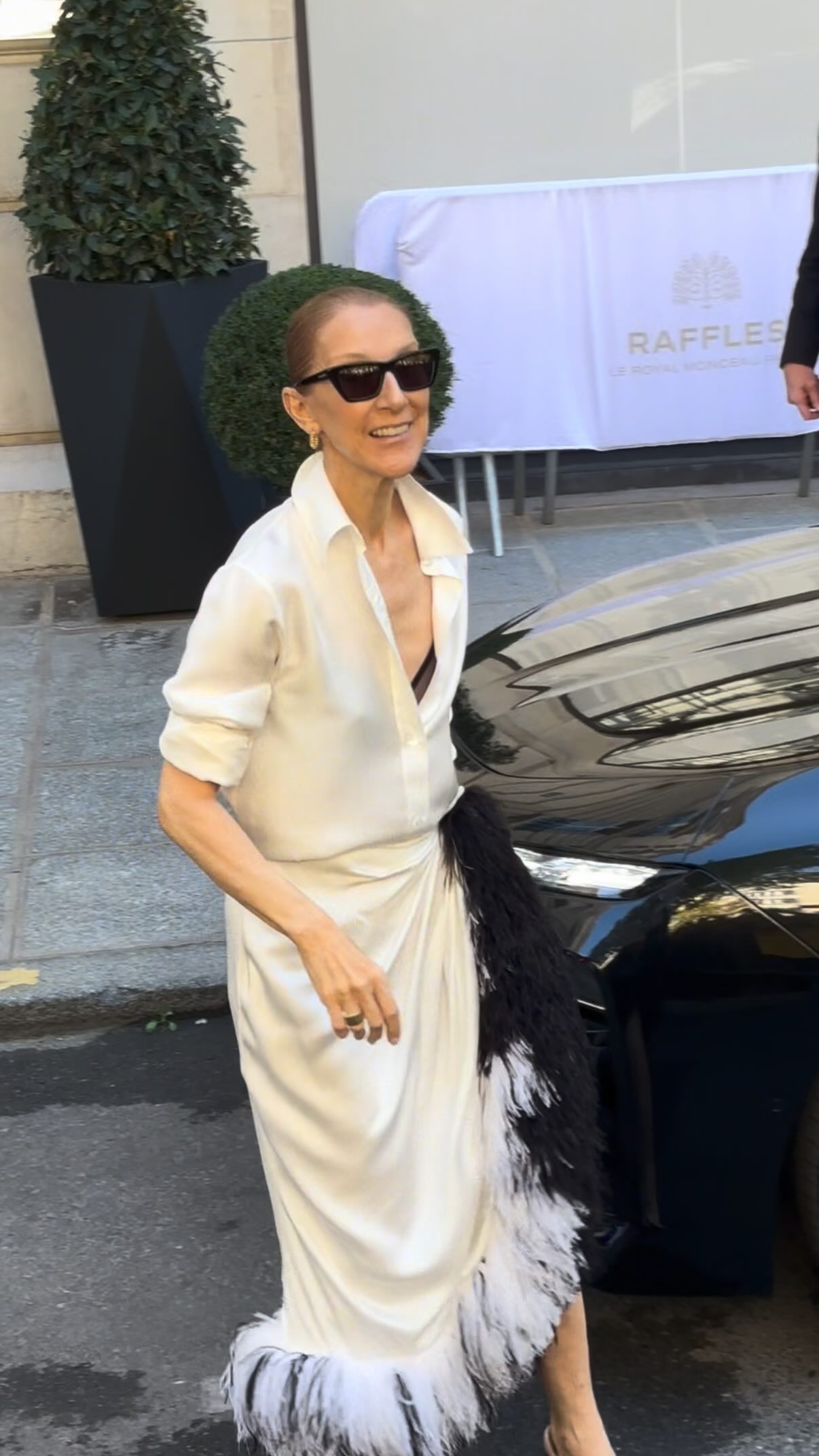 Celine Dion Ở tuổi 58: B&iacute; quyết l&agrave;m đẹp v&agrave; phong c&aacute;ch thời trang sang trọng - Ảnh 8.
