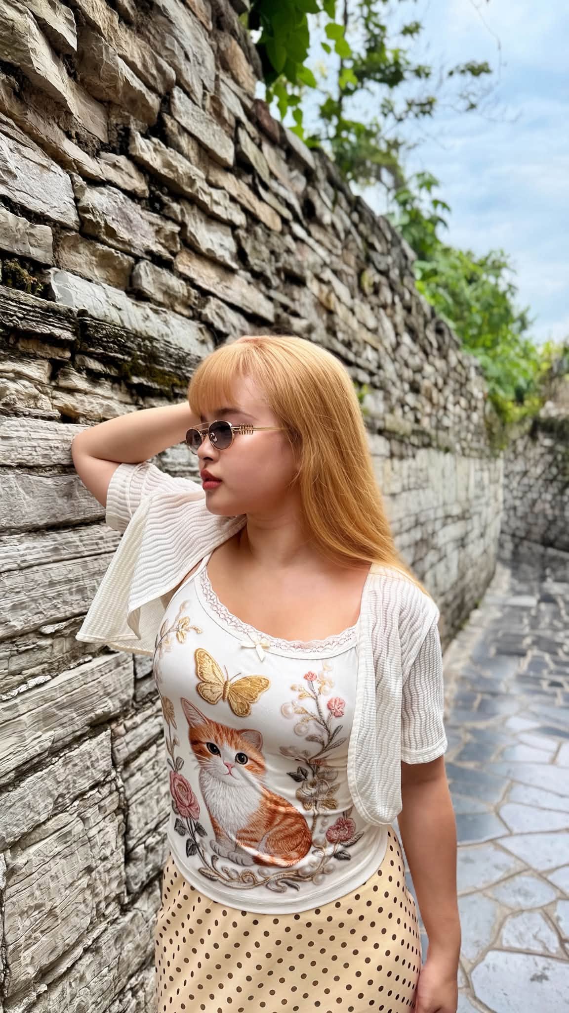 2 con g&aacute;i si&ecirc;u mẫu Th&uacute;y Hạnh tuổi thiếu nữ: Xinh đẹp nổi bật v&agrave; được kỳ vọng nối nghiệp mẹ- Ảnh 11.