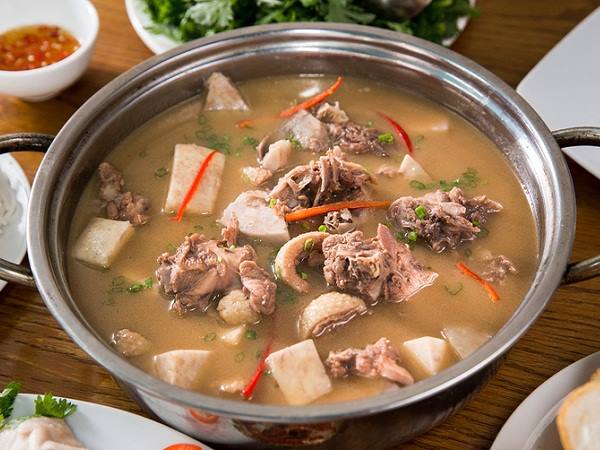 Chợ Việt có 5 loại rau củ mùa thu được ví bổ dưỡng chẳng kém nhân sâm: Vừa rẻ vừa ít calo - Ảnh 1.
