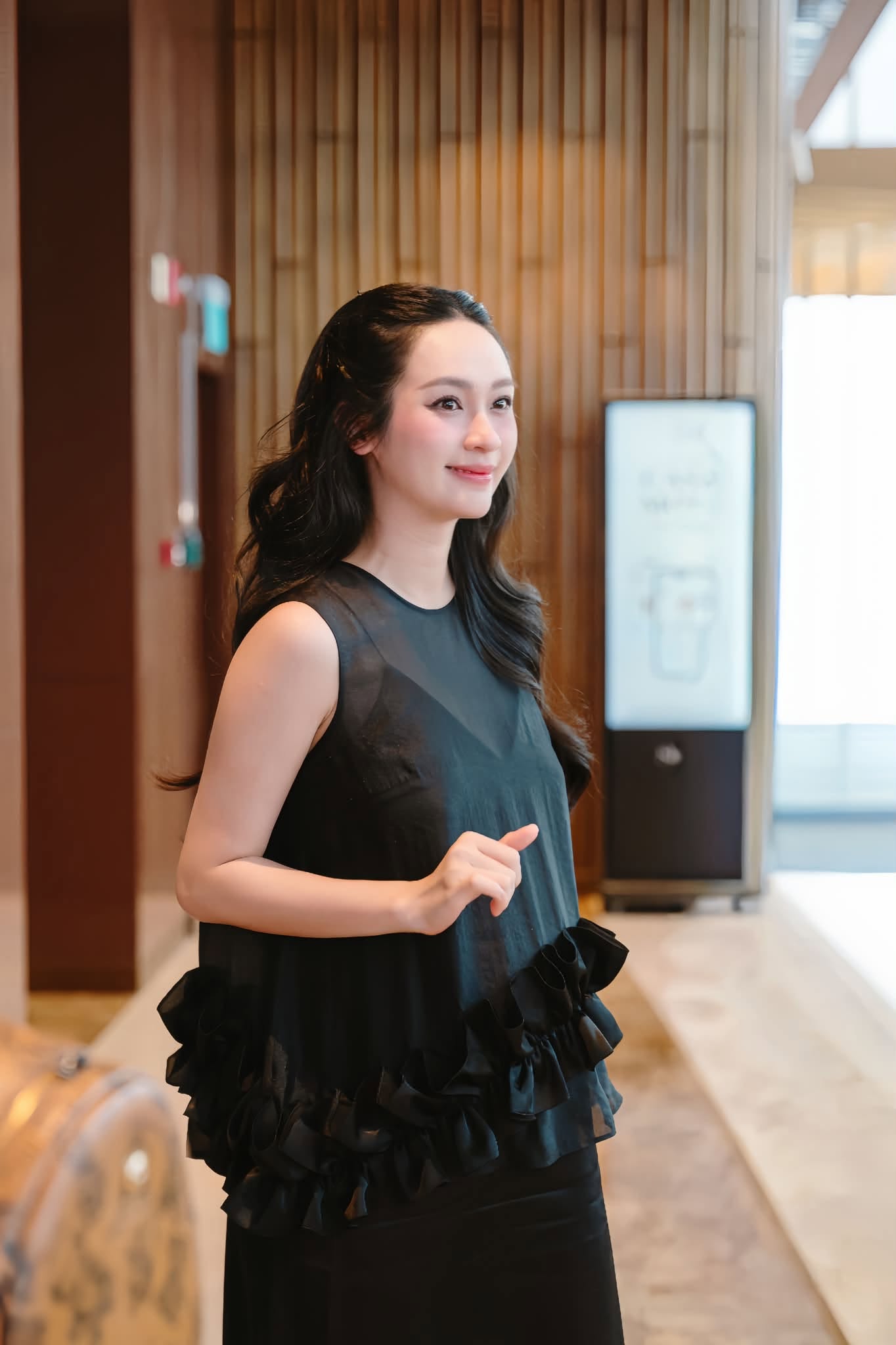 Vũ Th&uacute;y Quỳnh v&agrave; h&agrave;nh tr&igrave;nh mang thai: V&oacute;c d&aacute;ng đẹp Trong bộ bikini - Ảnh 3.