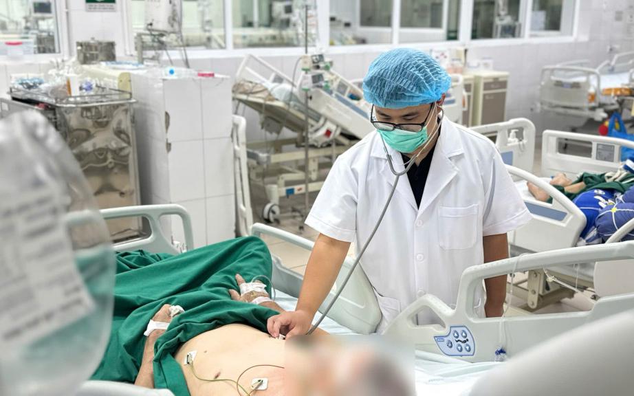 Bệnh tay ch&acirc;n miệng ở trẻ: Dấu hiệu nhận biết sớm v&agrave; c&aacute;c biện ph&aacute;p ph&ograve;ng ngừa hiệu quả - Ảnh 2.
