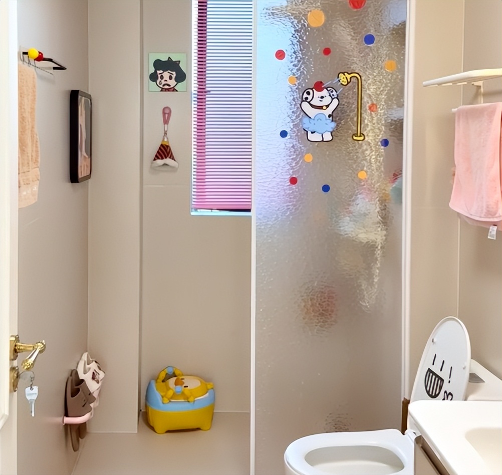 Tốn hơn 360 triệu cải tạo nh&agrave;, 3 năm sau t&ocirc;i chỉ muốn đập bỏ 6 thứ từng nghĩ l&agrave; rất sang - Ảnh 2.