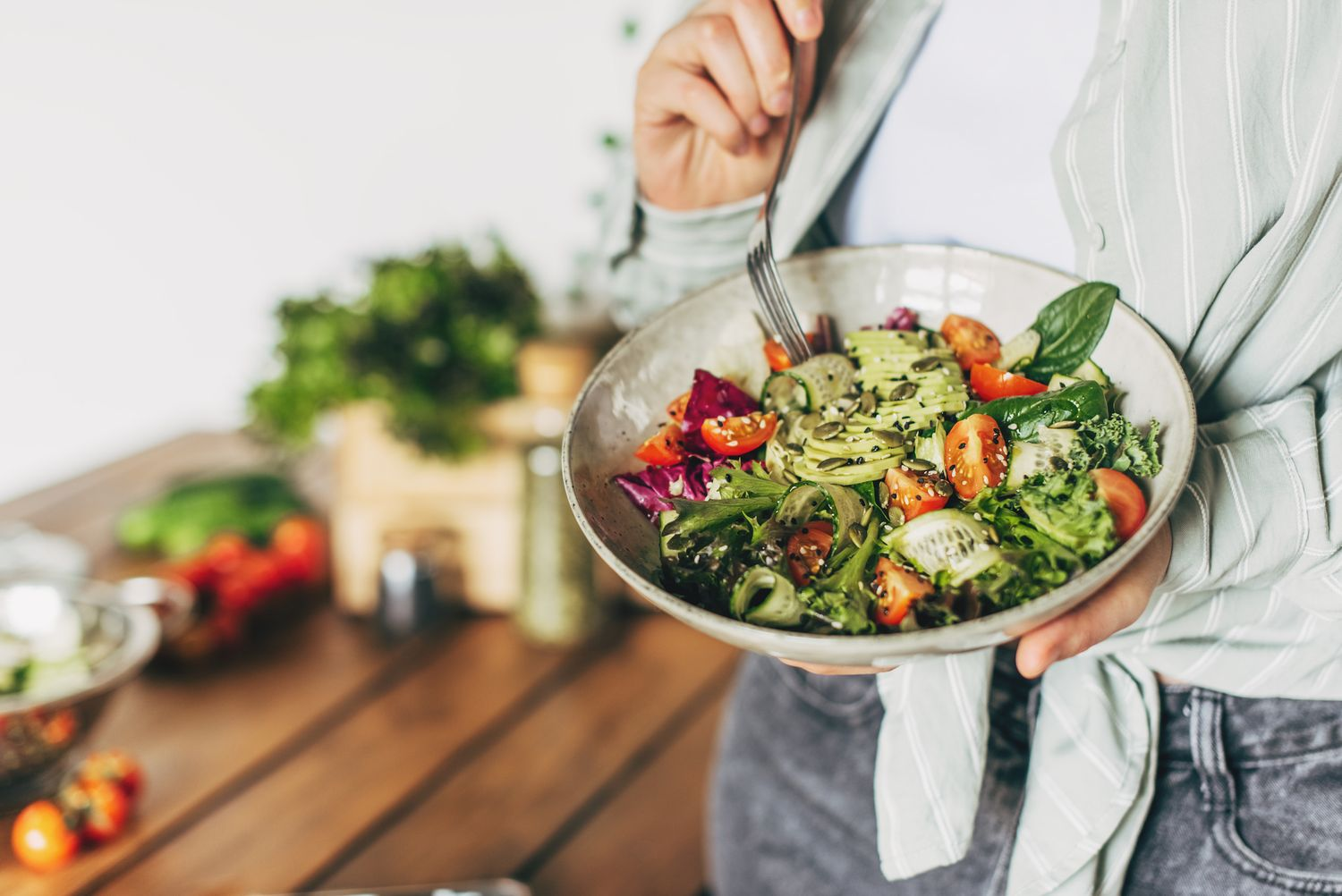 Ăn &iacute;t tinh bột hay tăng protein để giảm c&acirc;n: C&aacute;ch n&agrave;o hiệu quả hơn?- Ảnh 1.