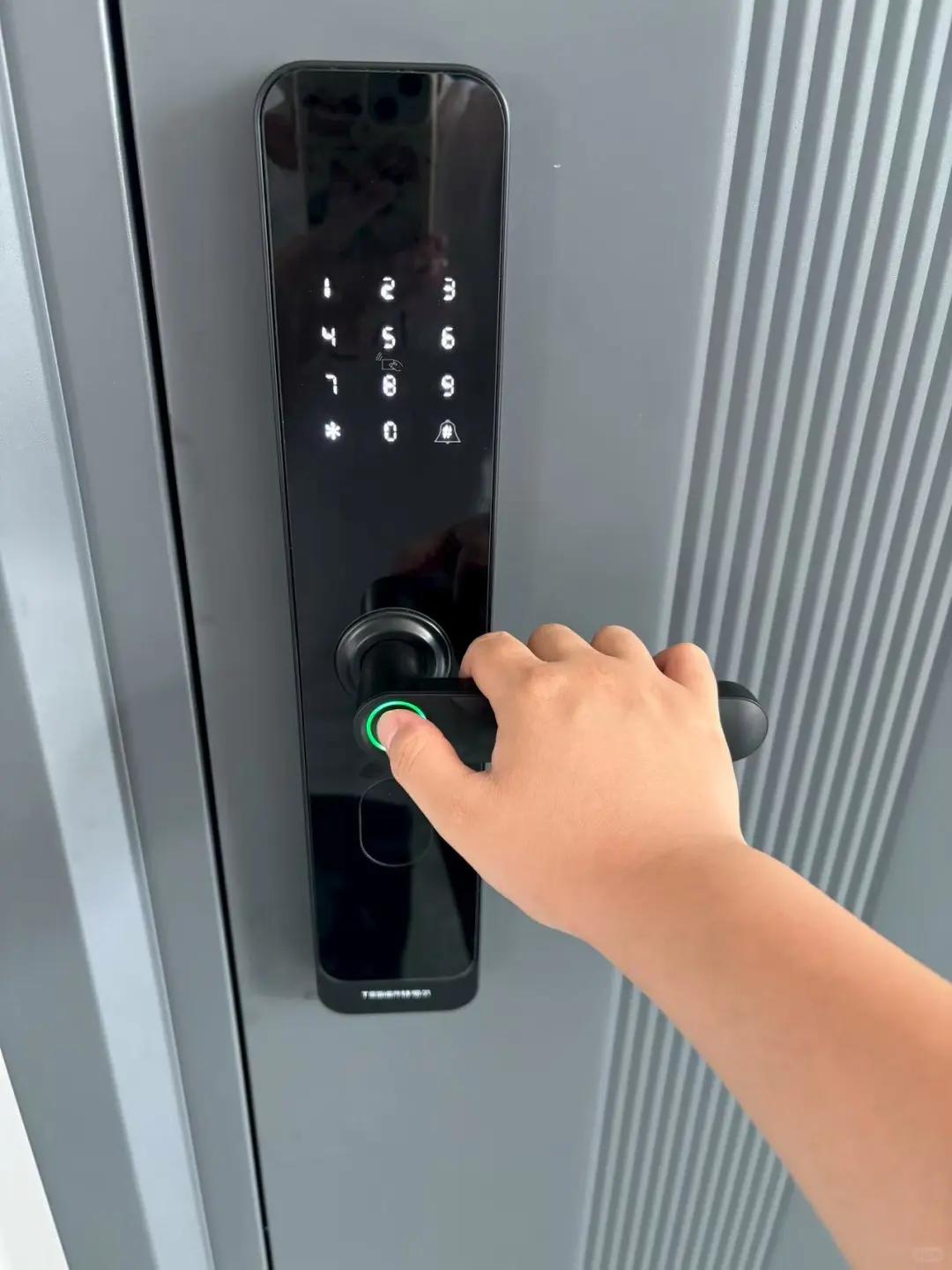 5 m&oacute;n đồ tưởng tốn tiền nhưng d&ugrave;ng rồi mới thấy đ&aacute;ng: C&oacute; những khoản c&agrave;ng tiết kiệm, cuộc sống c&agrave;ng th&ecirc;m bất tiện - Ảnh 2.