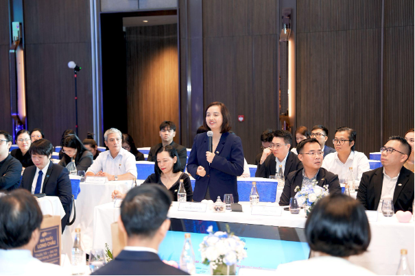 Long Ch&acirc;u c&ugrave;ng Hội Thầy thuốc trẻ Việt Nam, 16 h&atilde;ng dược đa quốc gia hợp lực đưa b&aacute;c sĩ đến gần người d&acirc;n - Ảnh 4.