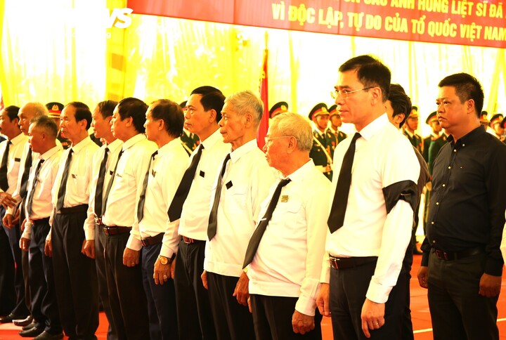 Lễ truy điệu v&agrave; an t&aacute;ng 56 h&agrave;i cốt liệt sĩ tại Hải Ph&ograve;ng năm 2026 - Ảnh 13.