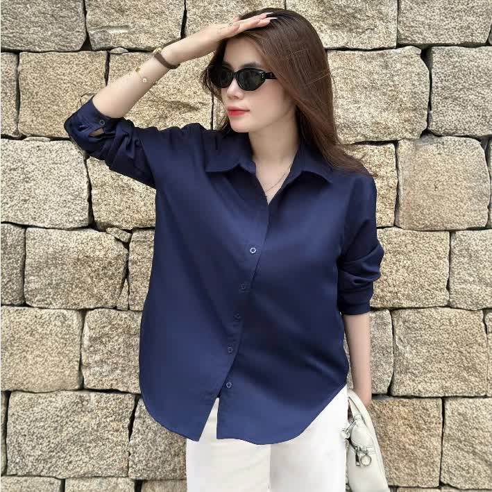 Sơ mi d&agrave;i tay v&agrave; quần jeans: Combo mặc l&agrave; trẻ, lại c&ograve;n rất sang trong m&ugrave;a thu - Ảnh 7.