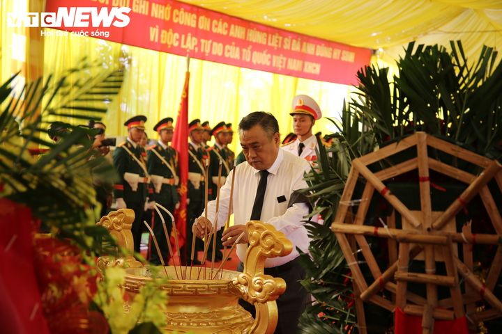 Lễ truy điệu v&agrave; an t&aacute;ng 56 h&agrave;i cốt liệt sĩ tại Hải Ph&ograve;ng năm 2026 - Ảnh 5.