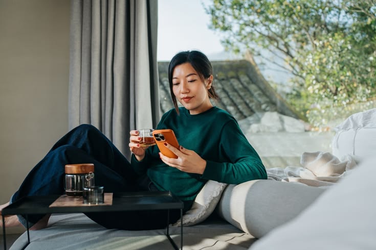 3 sai lầm khi gửi tiết kiệm khiến tiền vẫn sinh lãi nhưng người gửi lại thiệt - Ảnh 1.