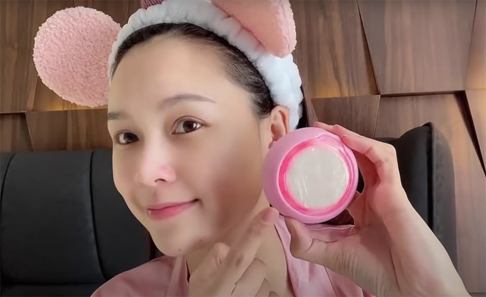 Sam tiết lộ b&iacute; mật mặt mộc: Vẻ đẹp tỏa s&aacute;ng kh&ocirc;ng cần trang điểm - Ảnh 4.