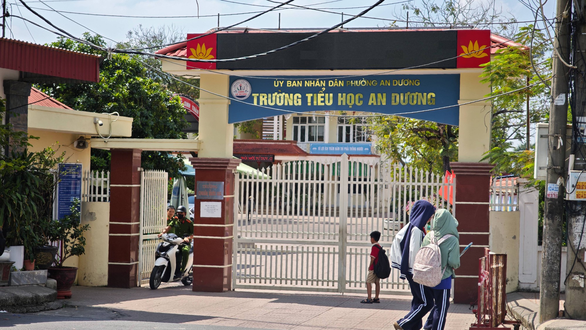 Lời kể đau l&ograve;ng của bố b&eacute; trai lớp 1 tử vong ở Hải Ph&ograve;ng sau giờ tan học - Ảnh 3.