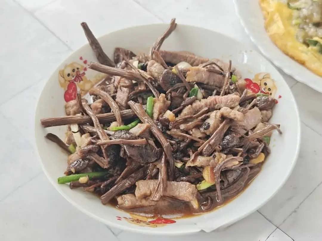 Ng&agrave;y mai cuối tuần rồi, h&atilde;y l&ecirc;n sẵn thực đơn n&agrave;y đ&atilde;i cả nh&agrave; một bữa ăn ngon miệng - Ảnh 2.