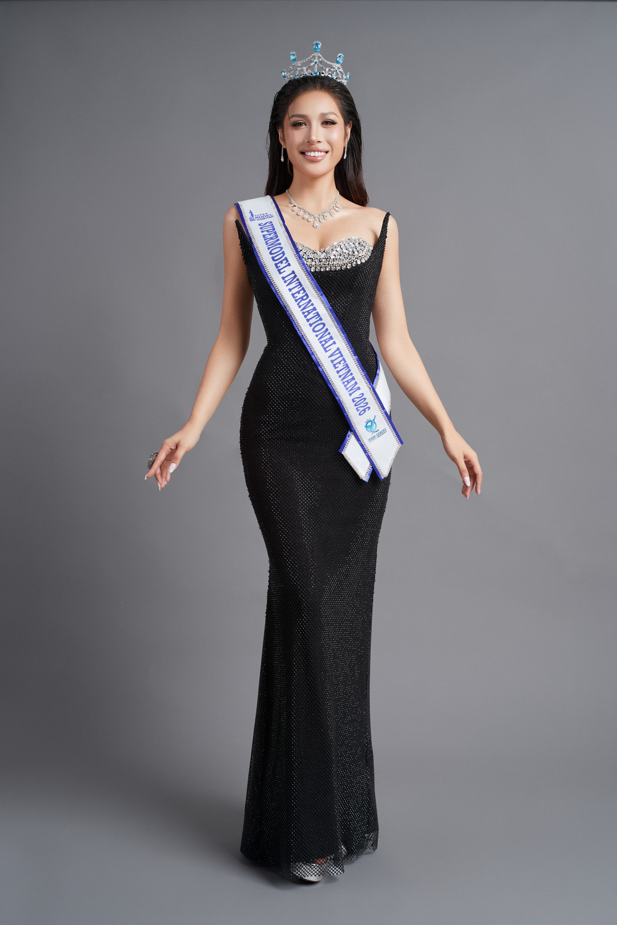 Gallery - Top 10 Miss Cosmo Vietnam Mai Anh chính thức thi Supermodel International 2026 - image 3