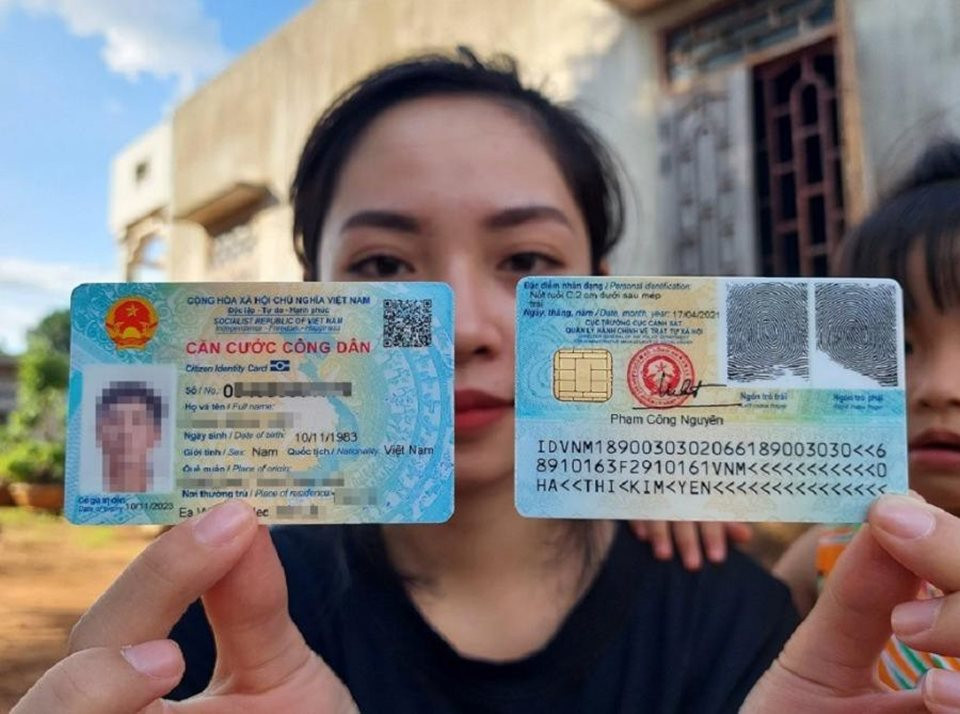 Phạt tiền đến 10 triệu đồng cho h&agrave;nh vi vi phạm sử dụng thẻ căn cước năm 2027 - Ảnh 1.