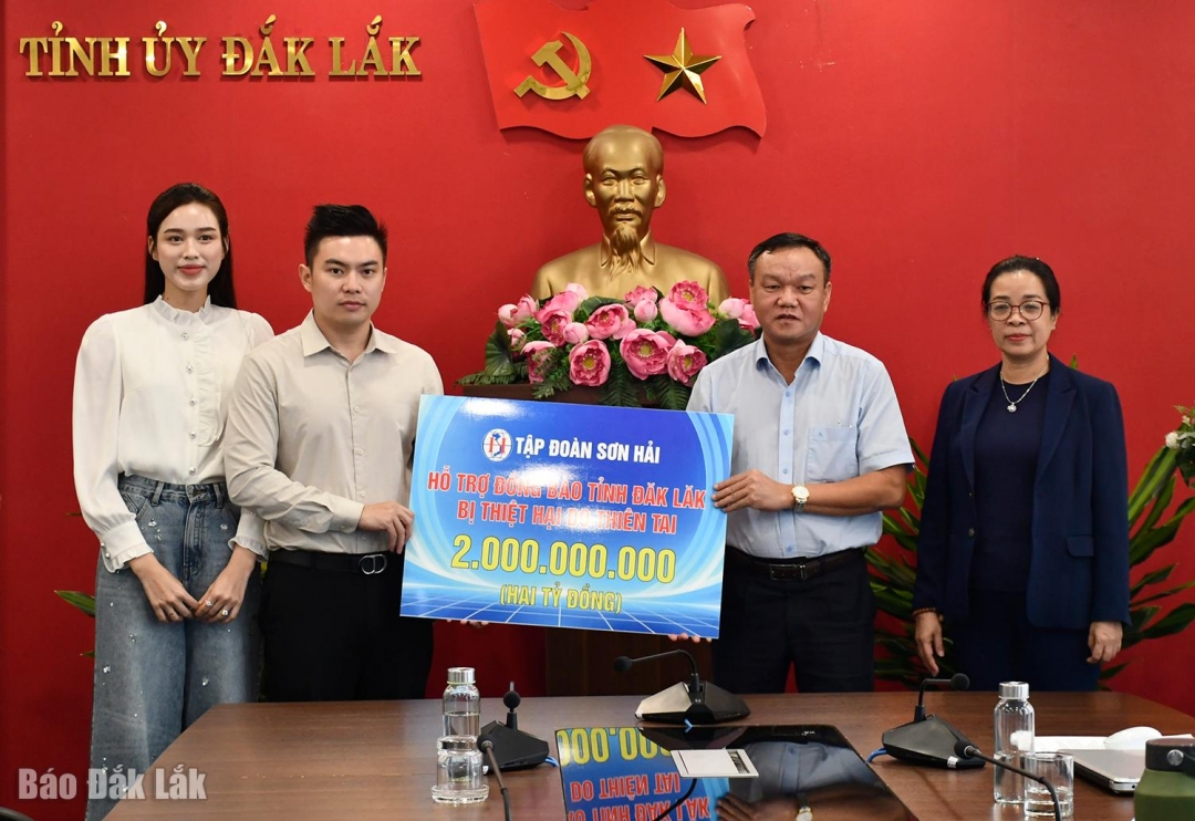 Đỗ H&agrave; v&agrave; Nguyễn Viết Vương: Cặp đ&ocirc;i nổi bật tại sự kiện Tập đo&agrave;n Sơn Hải 2026 - Ảnh 3.