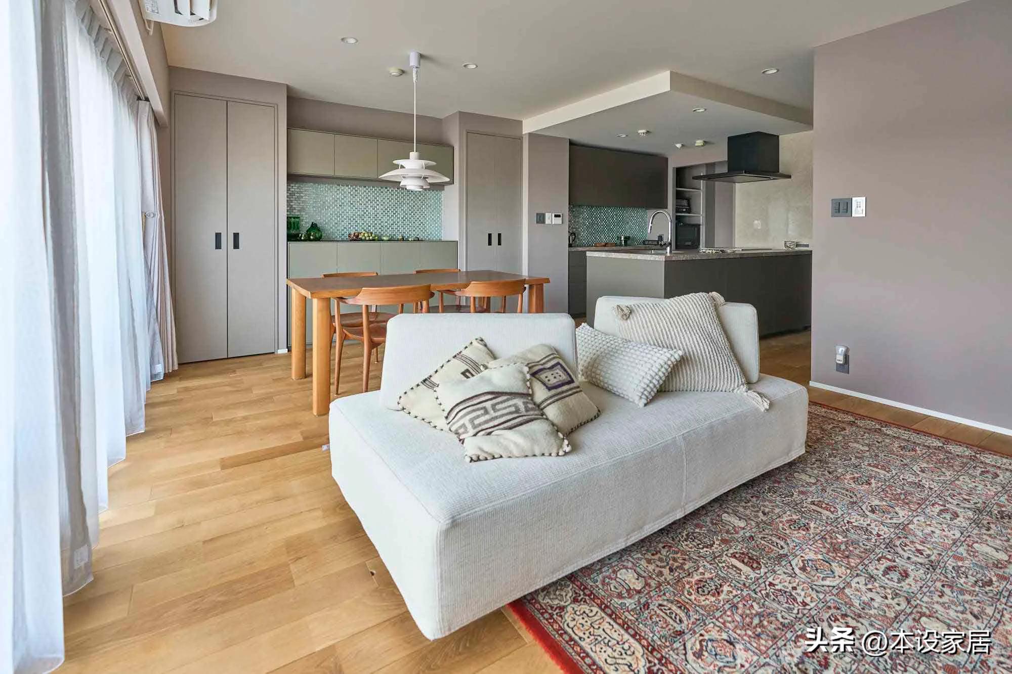 Nh&igrave;n d&igrave; t&ocirc;i 66 tuổi sống một m&igrave;nh trong căn hộ 56m&sup2;, t&ocirc;i mới hiểu: Nh&agrave; c&agrave;ng &iacute;t 3 thứ n&agrave;y, tuổi gi&agrave; c&agrave;ng nh&agrave;n - Ảnh 3.