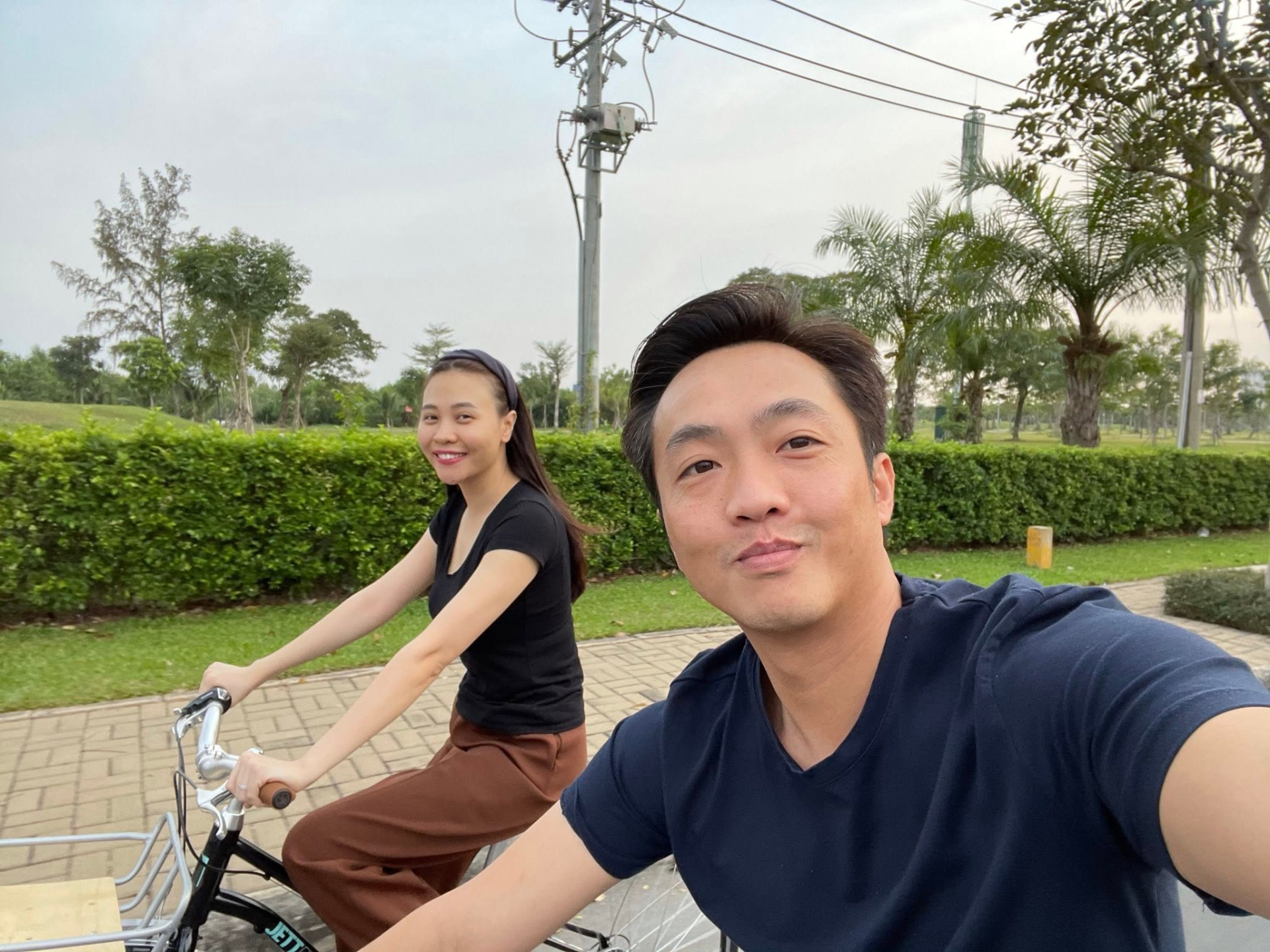 Cường Đ&ocirc; La c&ocirc;ng khai t&igrave;nh y&ecirc;u với Đ&agrave;m Thu Trang: Hạnh ph&uacute;c vi&ecirc;n m&atilde;n năm 2026 - Ảnh 5.