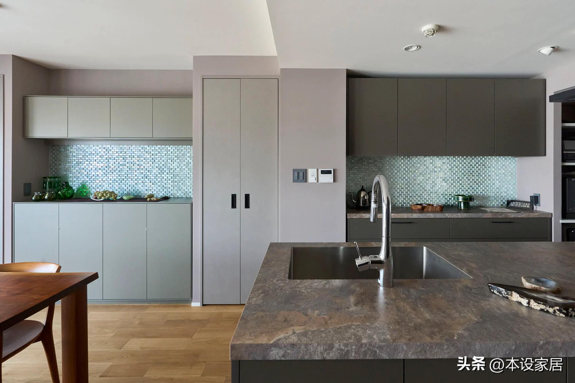 Nh&igrave;n d&igrave; t&ocirc;i 66 tuổi sống một m&igrave;nh trong căn hộ 56m&sup2;, t&ocirc;i mới hiểu: Nh&agrave; c&agrave;ng &iacute;t 3 thứ n&agrave;y, tuổi gi&agrave; c&agrave;ng nh&agrave;n - Ảnh 5.