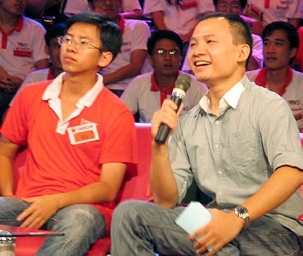 Lại Bắc Hải Đăng: MC đầu ti&ecirc;n dẫn Rung Chu&ocirc;ng V&agrave;ng v&agrave; h&agrave;nh tr&igrave;nh truyền h&igrave;nh 20 năm - Ảnh 2.