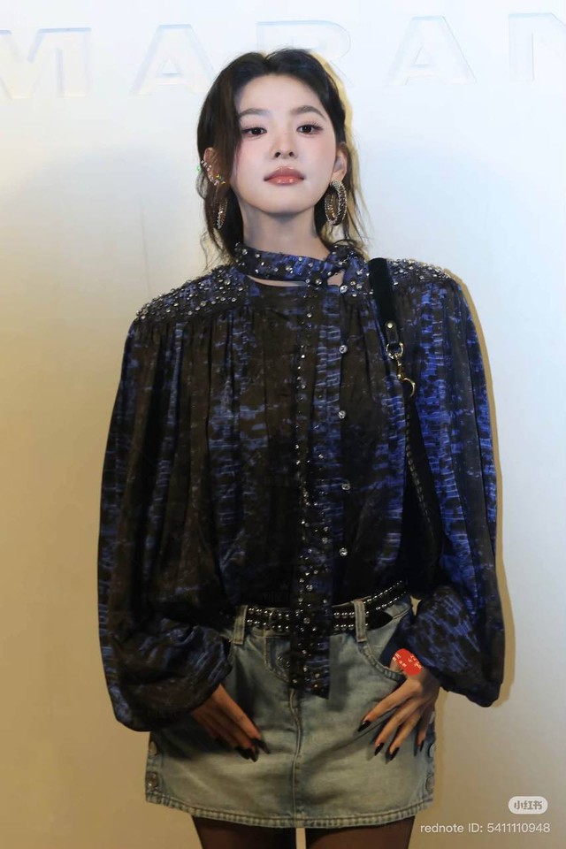 Chương Nhược Nam mặc sến đi fashion week, bù lại được 1 điểm- Ảnh 3.