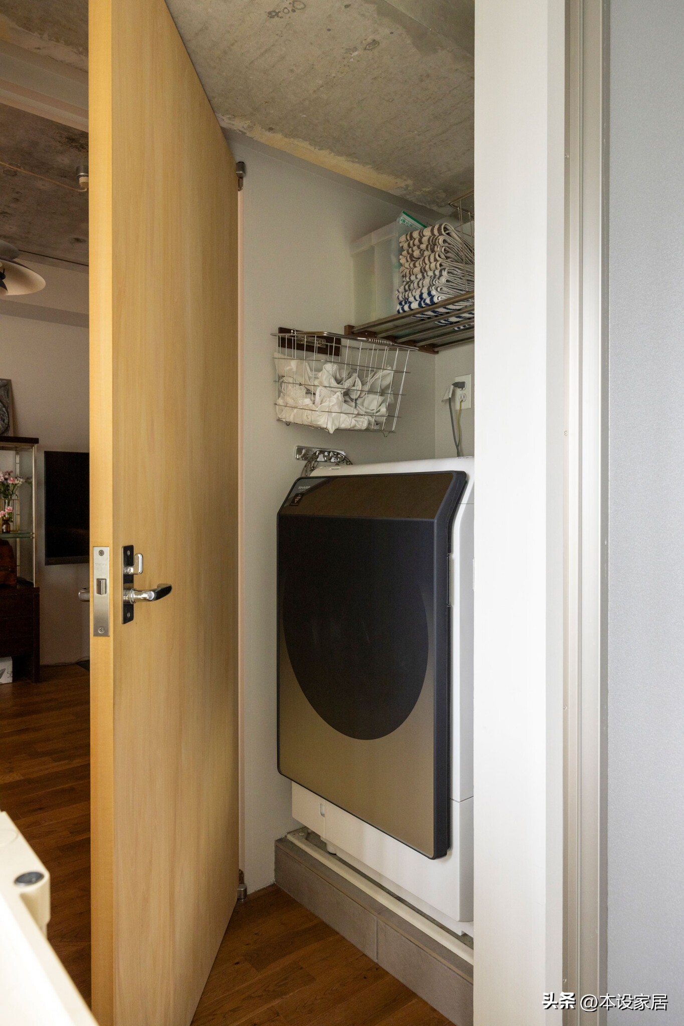 Cặp vợ chồng tuổi 60 sống trong căn hộ 65m&sup2; suốt 8 năm: Nh&agrave; kh&ocirc;ng lớn nhưng l&uacute;c n&agrave;o cũng gọn g&agrave;ng, ngăn nắp - Ảnh 14.