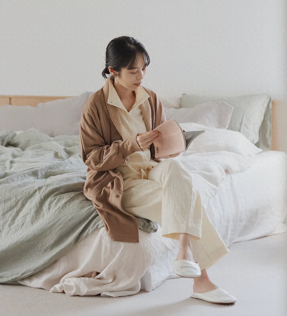 Sau nhiều năm tích lũy, tôi mua được căn nhà nhỏ của riêng mình: Tự nấu những bữa ngon, tôi dần biến cuộc sống thành một bài thơ - Ảnh 1.