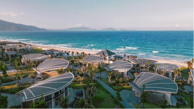 Kỳ nghỉ thảnh thơi trọn g&oacute;i cho cả nh&agrave; v&agrave; boss bốn ch&acirc;n tại Meli&aacute; Serenity Cam Ranh - Ảnh 1.