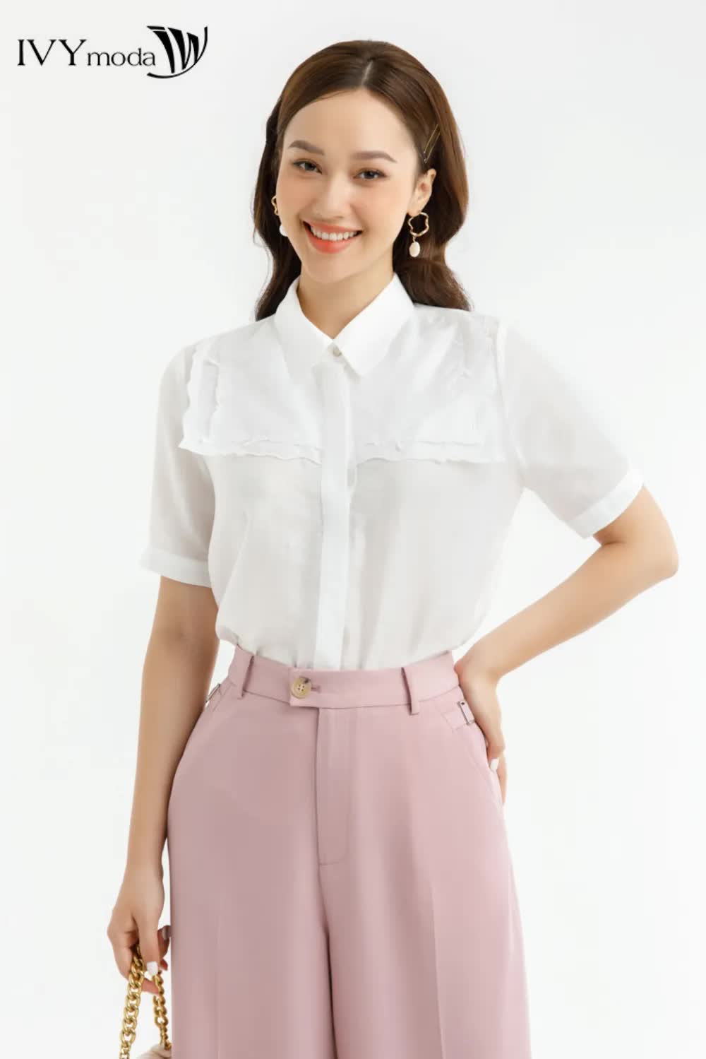 Qu&yacute; c&ocirc; Anh Quốc m&ecirc; phong c&aacute;ch 