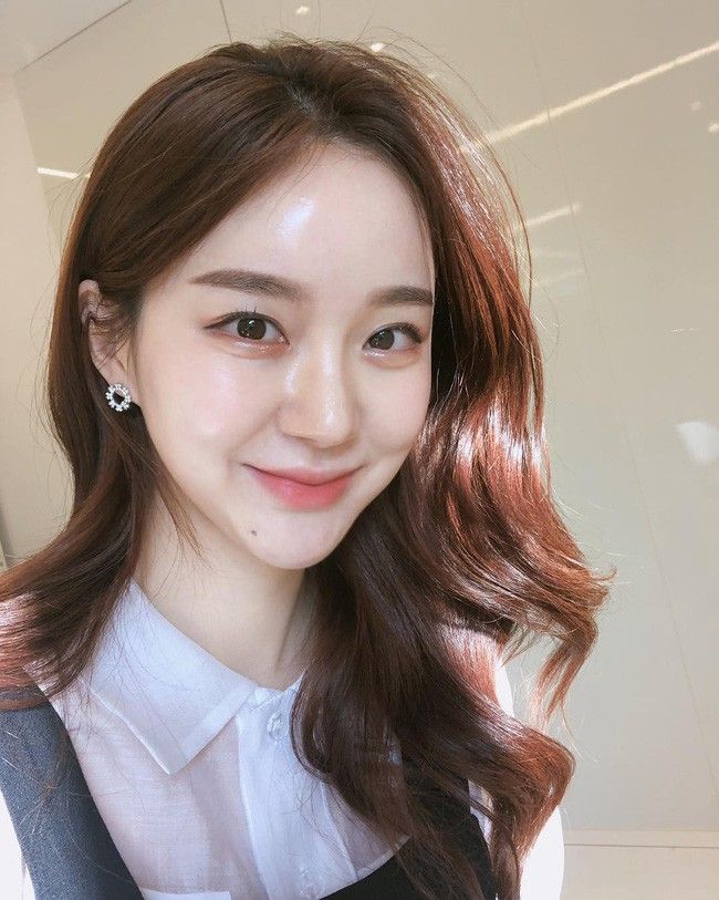 Cứ nghĩ d&ugrave;ng Retinol c&agrave;ng mạnh th&igrave; c&agrave;ng nhanh trẻ h&oacute;a? B&aacute;c sĩ da liễu chỉ ra điều nhiều người đang hiểu sai - Ảnh 2.