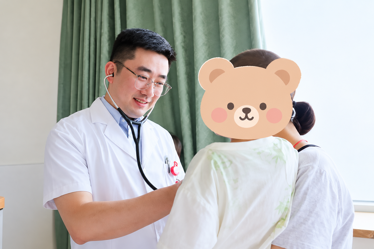 B&eacute; g&aacute;i 20 th&aacute;ng tuổi mắc tiểu đường type 1: Dấu hiệu v&agrave; điều trị cần biết - Ảnh 1.