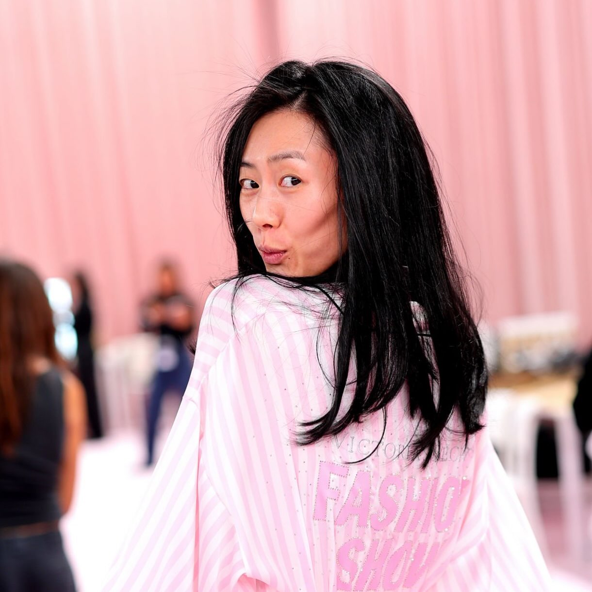 Ch&ugrave;m ảnh mặt mộc của d&agrave;n thi&ecirc;n thần Victoria ' s Secret: Nhận ra người quen kh&ocirc;ng? - Ảnh 3.