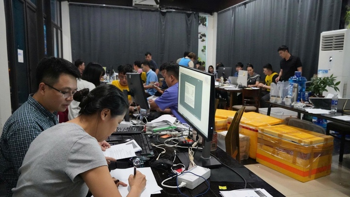 Phá đường dây lừa đảo xuyên quốc gia tại Thanh Hóa năm 2026 - Ảnh 3. Phá đường dây lừa đảo xuyên quốc gia tại Thanh Hóa năm 2026 - Ảnh 3.