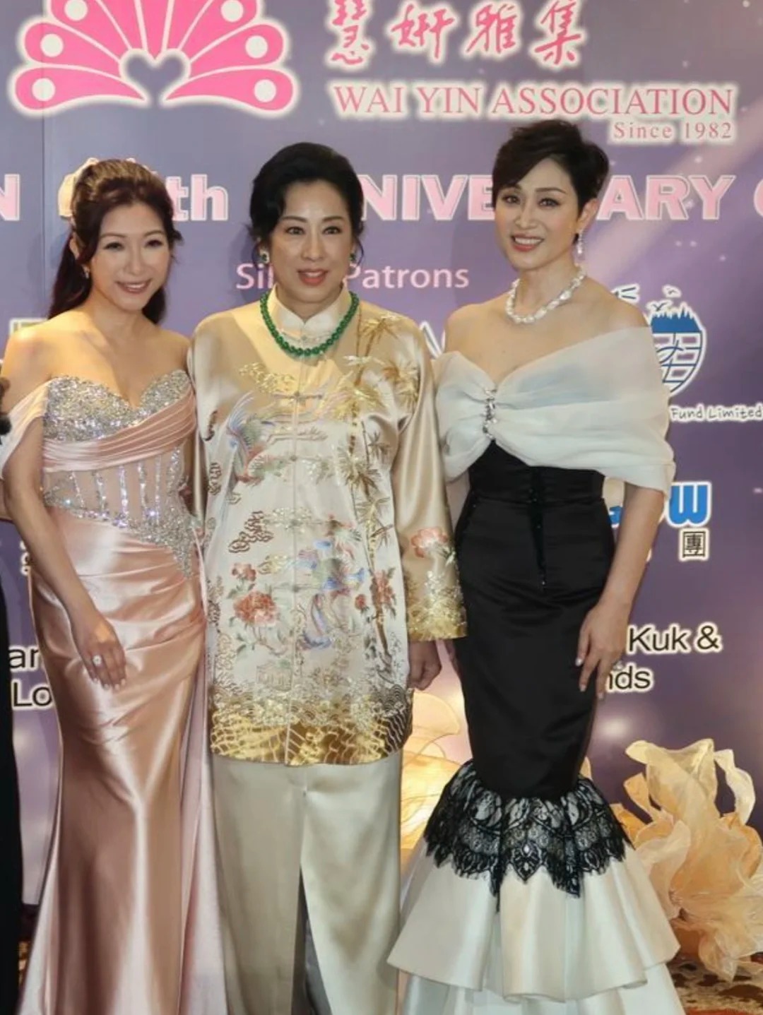 Chu Linh Linh và sự cuốn hút của phỉ thúy cho phụ nữ tuổi 40 trong năm 2026 - Ảnh 8. Chu Linh Linh và sự cuốn hút của phỉ thúy cho phụ nữ tuổi 40 trong năm 2026 - Ảnh 8.