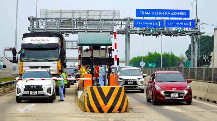 Bộ X&acirc;y dựng l&agrave;m r&otilde; về ph&iacute; VETC , ePass 6 . 600 Đồng / th&aacute;ng Trong 2026 - Ảnh 1.