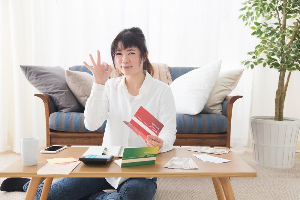 Lãi suất tăng, có nên rút sổ tiết kiệm cũ để gửi lại? - Ảnh 2.