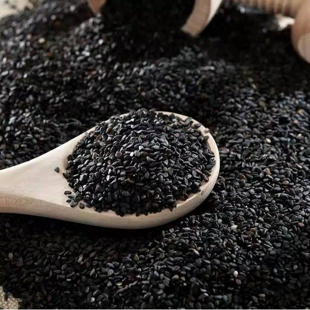 Phụ nữ kh&ocirc;ng cần lo lắng về rụng t&oacute;c: 3 Thực phẩm tốt cho t&oacute;c v&agrave; da - Ảnh 1.