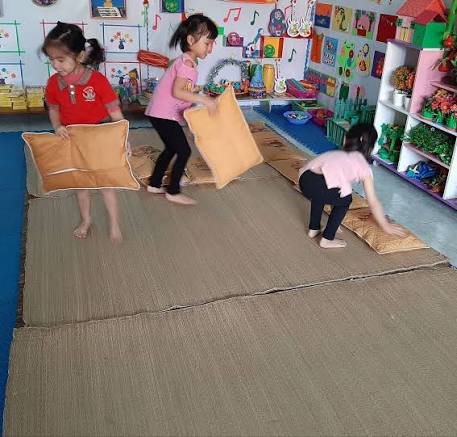 Trẻ nhất định phải ngủ trưa? Ép con ngủ có khi còn nhiều tác hại! - Ảnh 3.