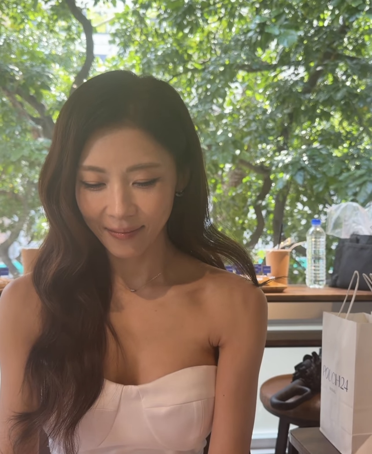 Bí quyết giúp Ha Ji Won trẻ đẹp hơn 23 năm trước vẫn tỏa sáng Ở tuổi 48 - Ảnh 4. Bí quyết giúp Ha Ji Won trẻ đẹp hơn 23 năm trước vẫn tỏa sáng Ở tuổi 48 - Ảnh 4.