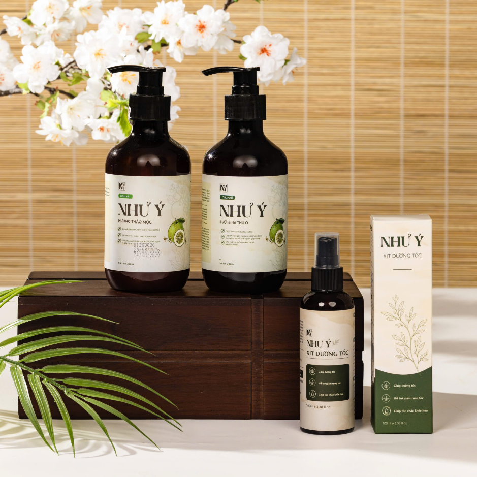 Xu hướng chăm sóc tóc từ ‘dầu gội thảo mộc’ lên ngôi cả với giới trẻ - Ảnh 1. Xu hướng chăm sóc tóc từ ‘dầu gội thảo mộc’ lên ngôi cả với giới trẻ - Ảnh 1.
