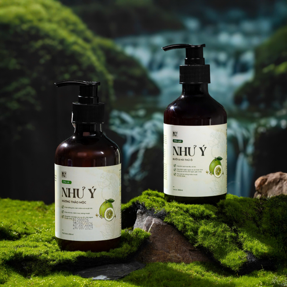Xu hướng chăm sóc tóc từ ‘dầu gội thảo mộc’ lên ngôi cả với giới trẻ - Ảnh 4. Xu hướng chăm sóc tóc từ ‘dầu gội thảo mộc’ lên ngôi cả với giới trẻ - Ảnh 4.