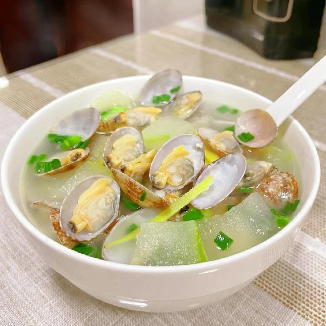 Thức khuya thường xuy&ecirc;n c&oacute; thể dẫn đến hội chứng gan n&oacute;ng: 6 m&oacute;n ăn bổ gan, bạn n&ecirc;n ăn thường xuy&ecirc;n - Ảnh 3.
