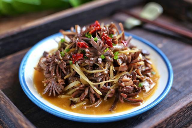 Tại sao cứ vào mùa thu, thịt vịt lại được ưu ái khuyên ăn đều? - Ảnh 3.