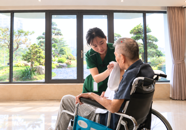 Hành trang từ nước Nhật: Khi tình thân nảy mầm từ những người xa lạ - Ảnh 2. Hành trang từ nước Nhật: Khi tình thân nảy mầm từ những người xa lạ - Ảnh 2.