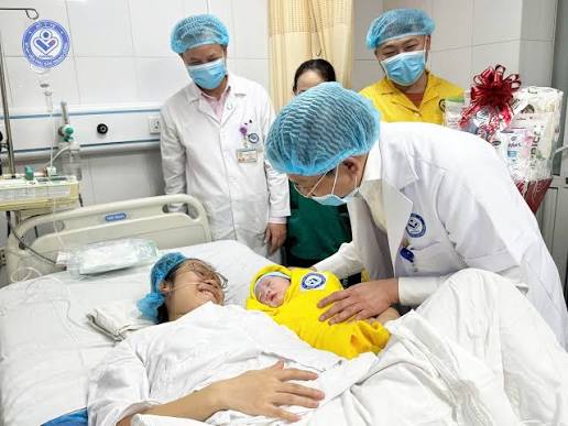 Sau sinh, 2 câu hỏi của bác sĩ khiến nhiều mẹ xấu hổ muốn chui xuống đất, nhưng hãy nhớ nhất định phải trả lời chính xác - Ảnh 2.